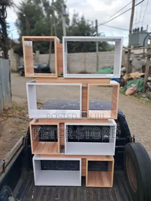 Photo - Modern Shelf