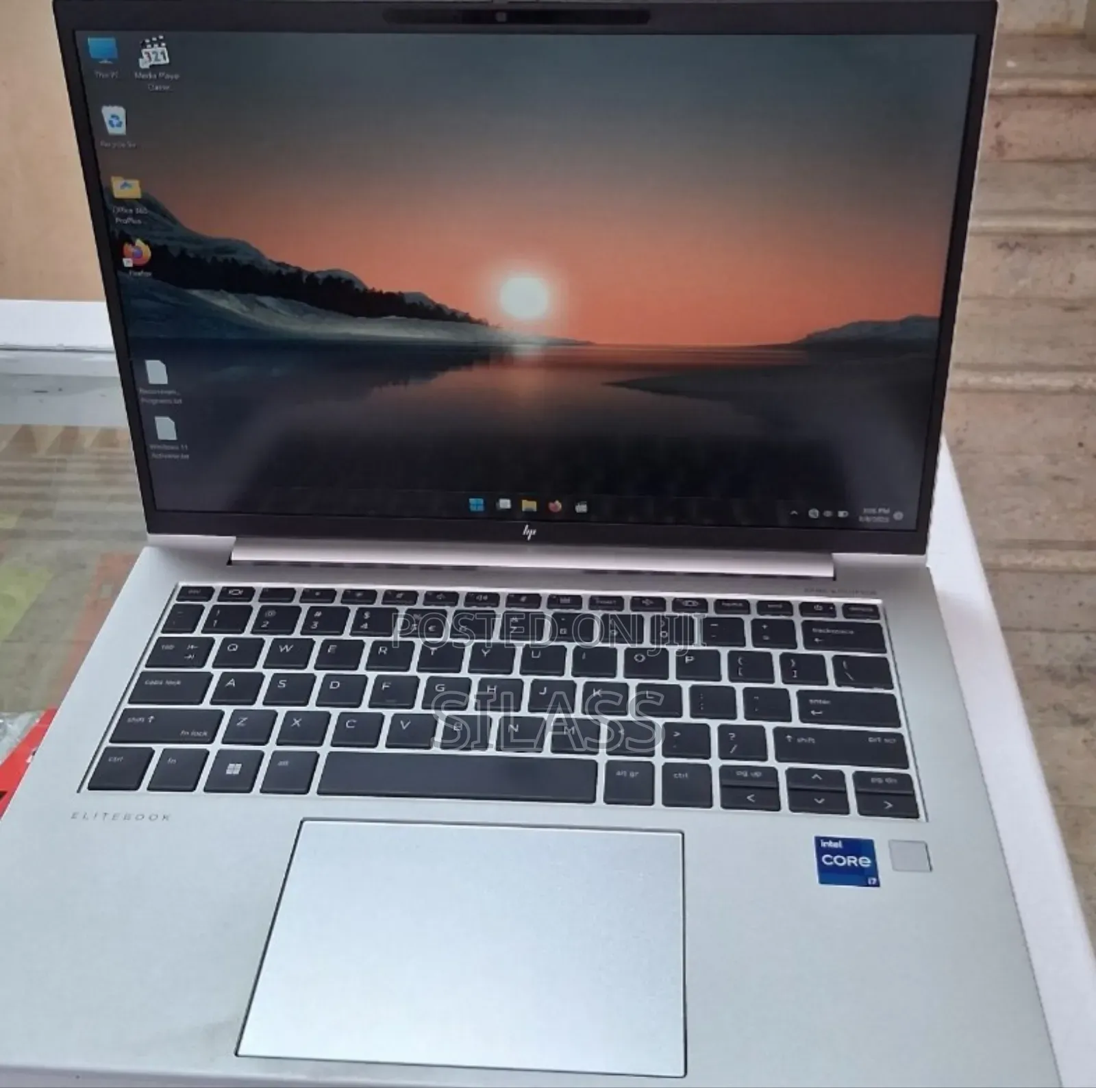 New Laptop HP EliteBook 840 G9 16GB Intel Core I7 SSD 1T
