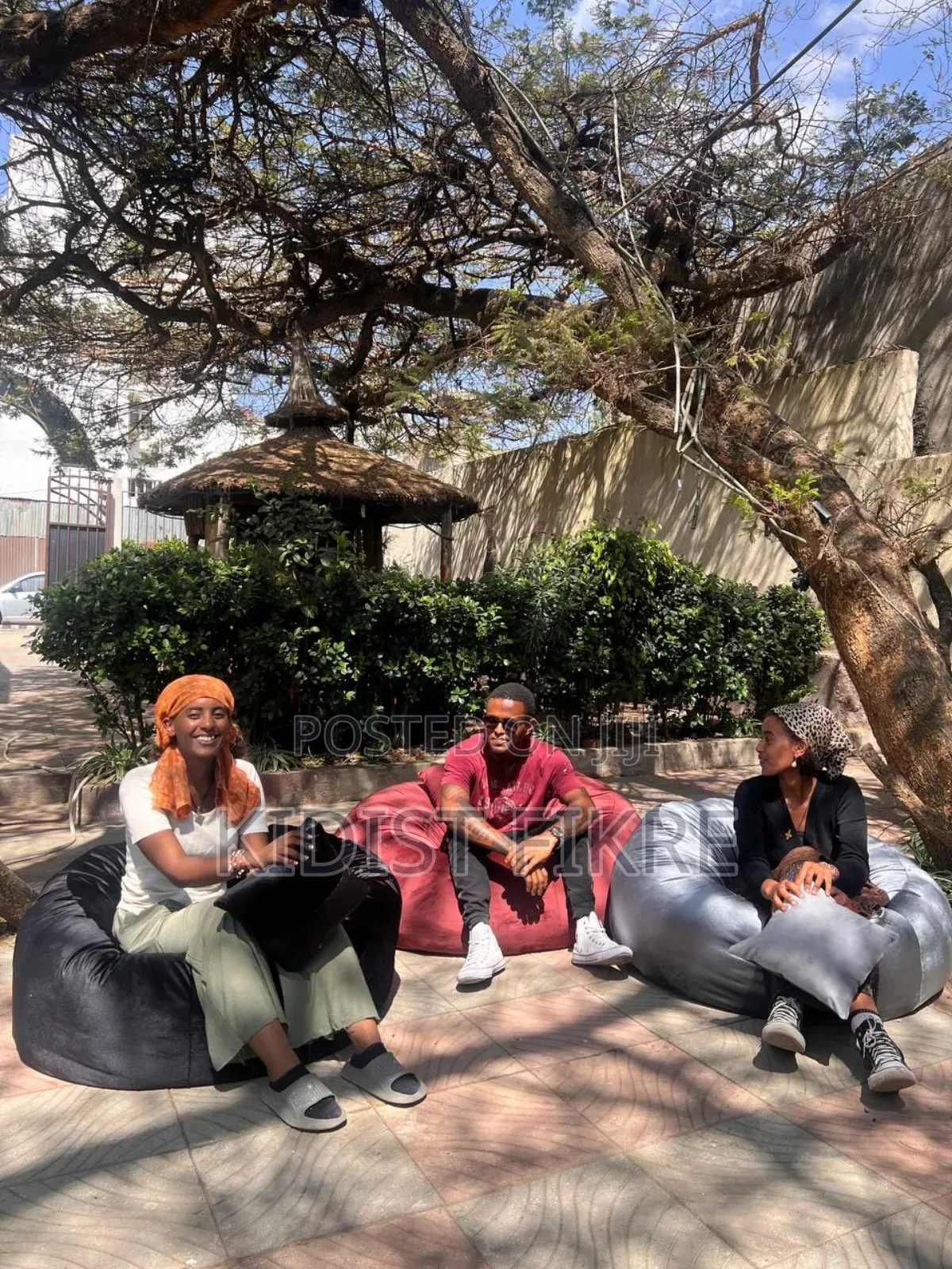 Bean Bag With Different Colors and Size