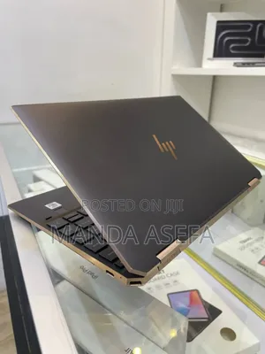 Photo - New Laptop HP Spectre 16GB Intel Core I7 SSD 512GB