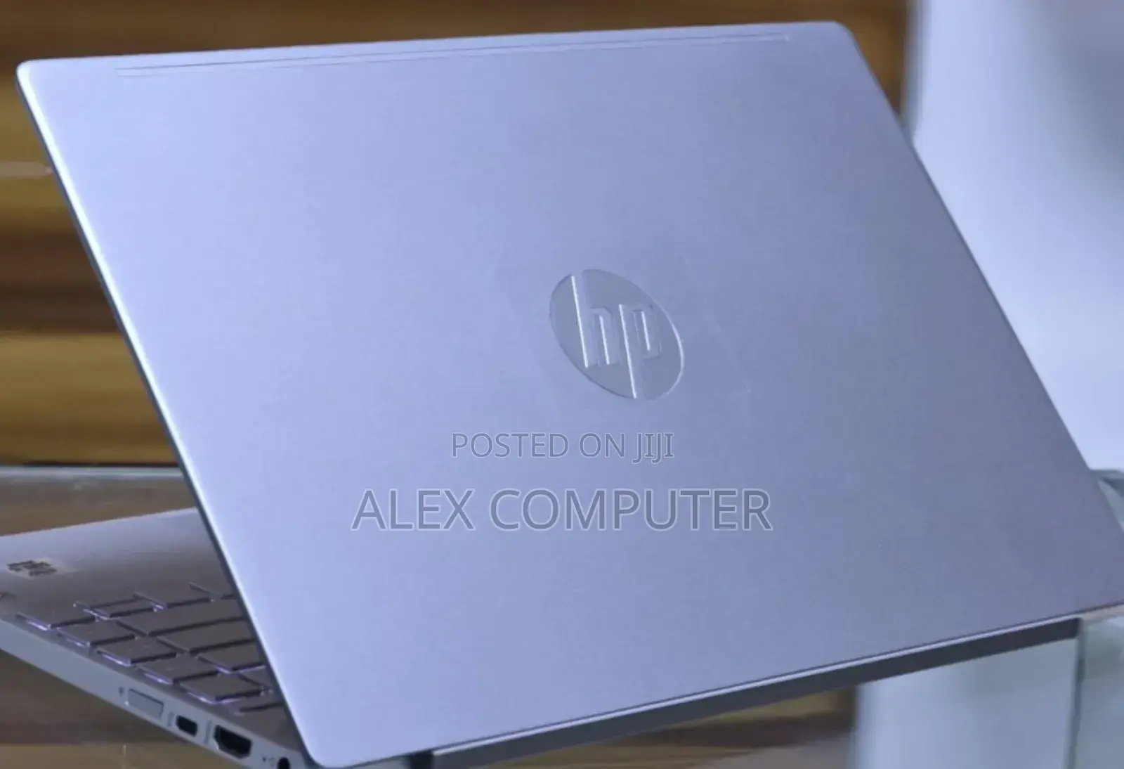 New Laptop HP Pavilion 14 8GB Intel Core I5 SSD 256GB