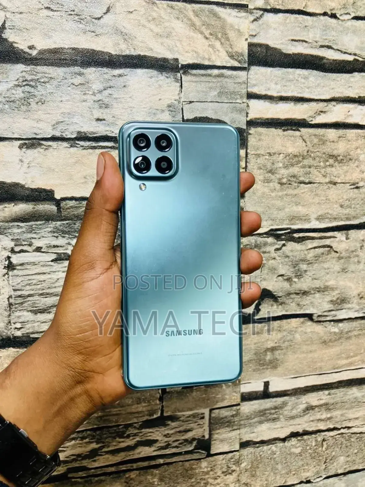 New Samsung Galaxy M33 5G 128 GB Green