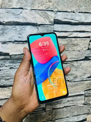 New Samsung Galaxy M33 5G 128 GB Green