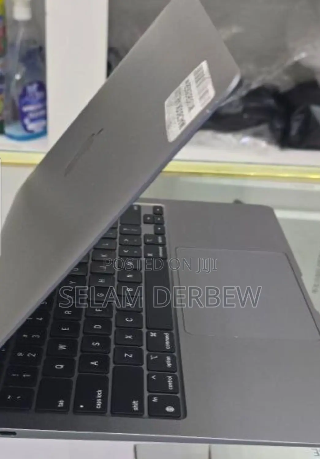 New Laptop Apple MacBook Air 2020 M1 8GB Apple M1 SSD 256GB