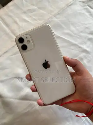 Photo - Apple iPhone 11 256 GB White