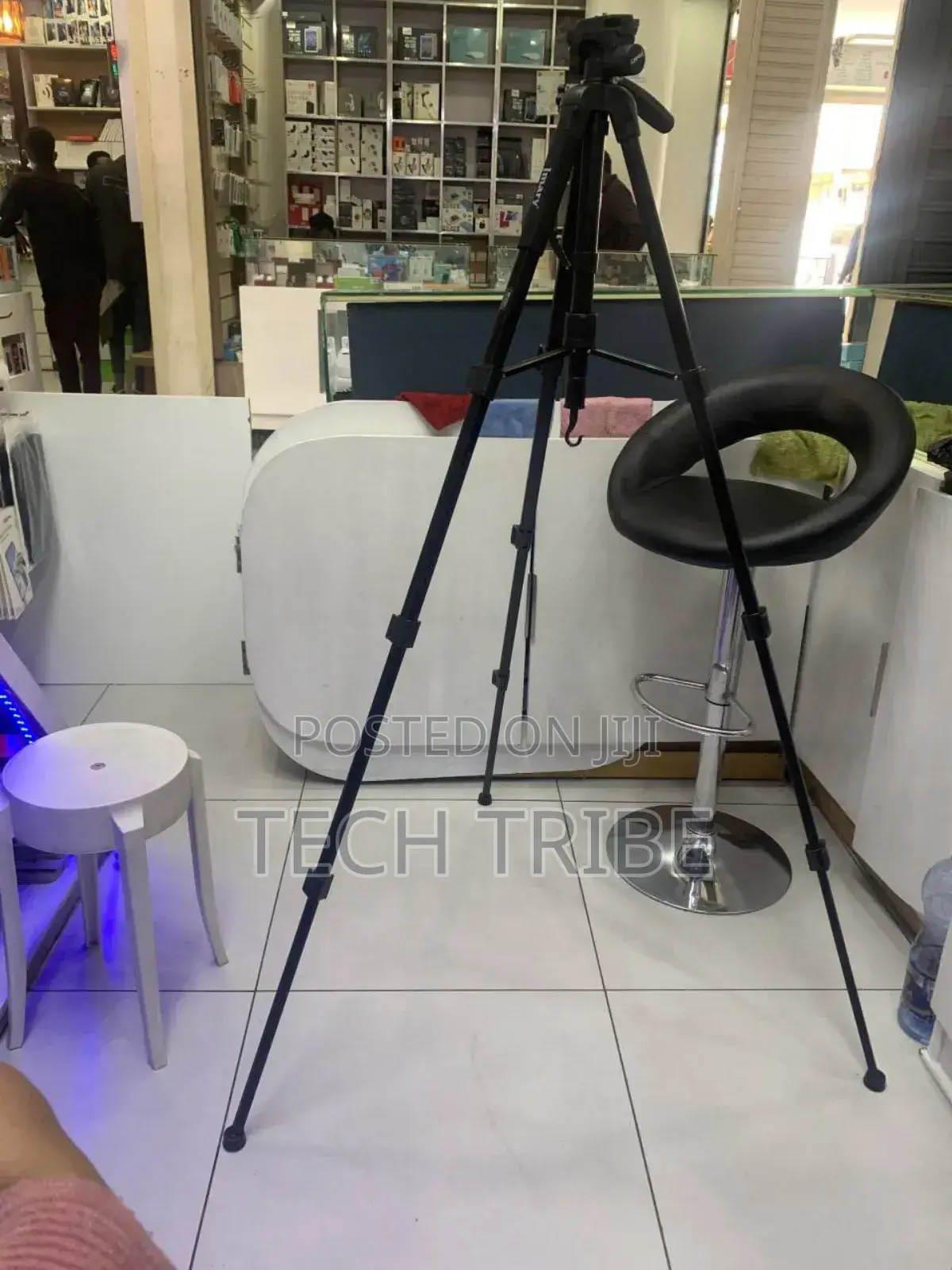 Jmary Tripod 1.79m እስከ 2m የሚረዝም ለስልክና ለካሜራ የሚሆን