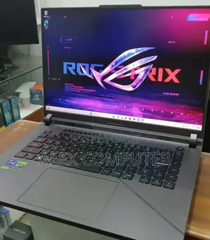New Laptop Asus ROG Strix G15 32GB Intel Core I9 SSD 1T