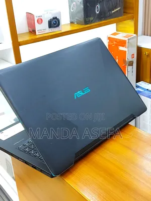 New Laptop Asus VivoBook 15 X505BA 16GB Intel Core I7 HDD+SSD 1T