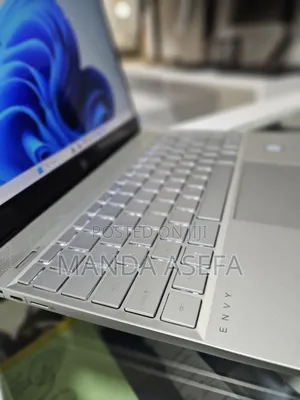 New Laptop HP Envy 14 8GB Intel Core I5 SSD 512GB
