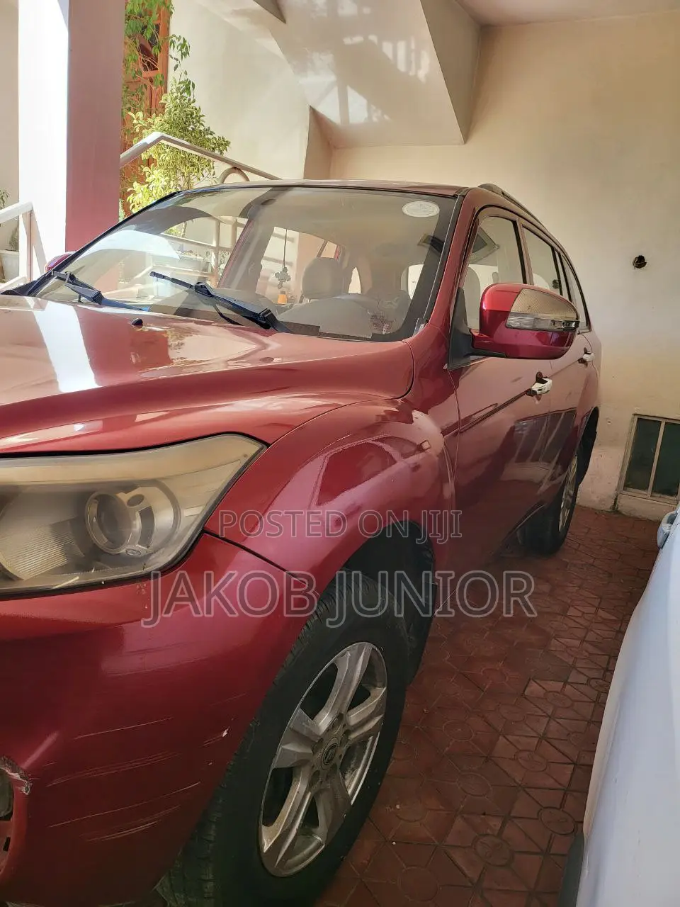 Lifan Abay 1.6 Hatchback FWD 2012 Red