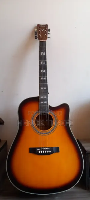 Yamaha Guitar