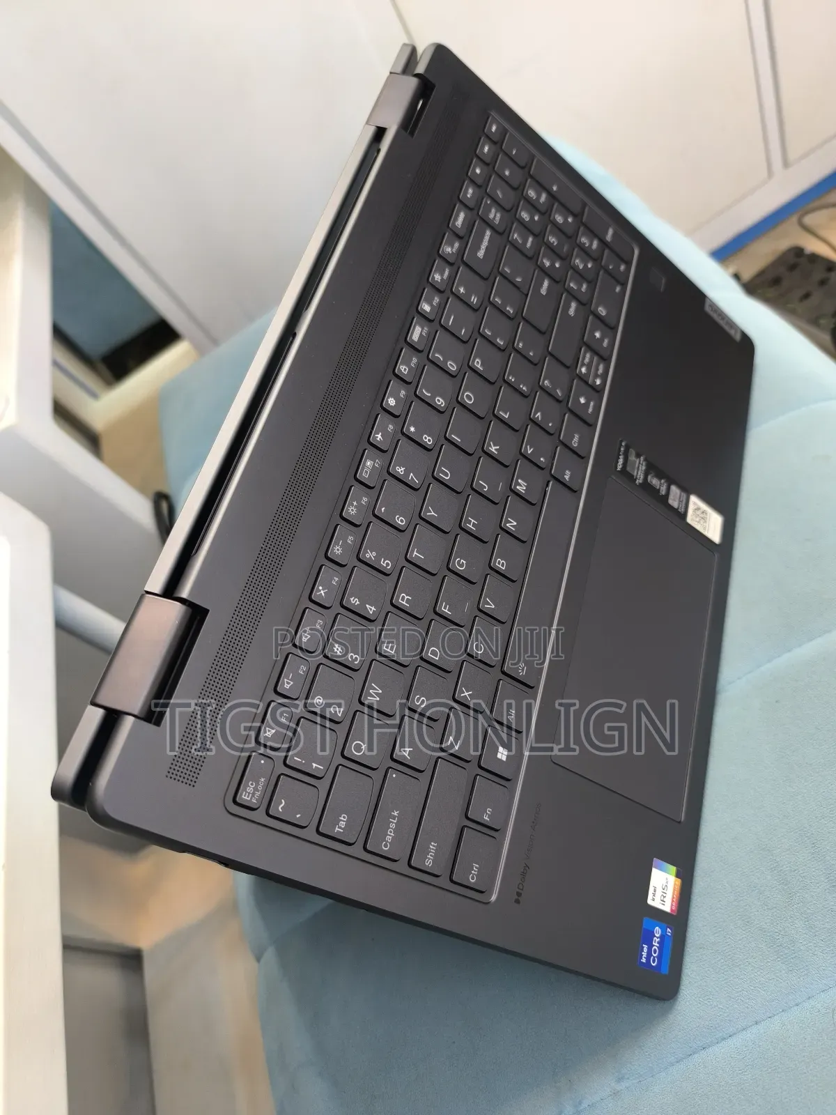 New Laptop Lenovo Yoga 7i 16GB Intel Core I7 SSD 512GB