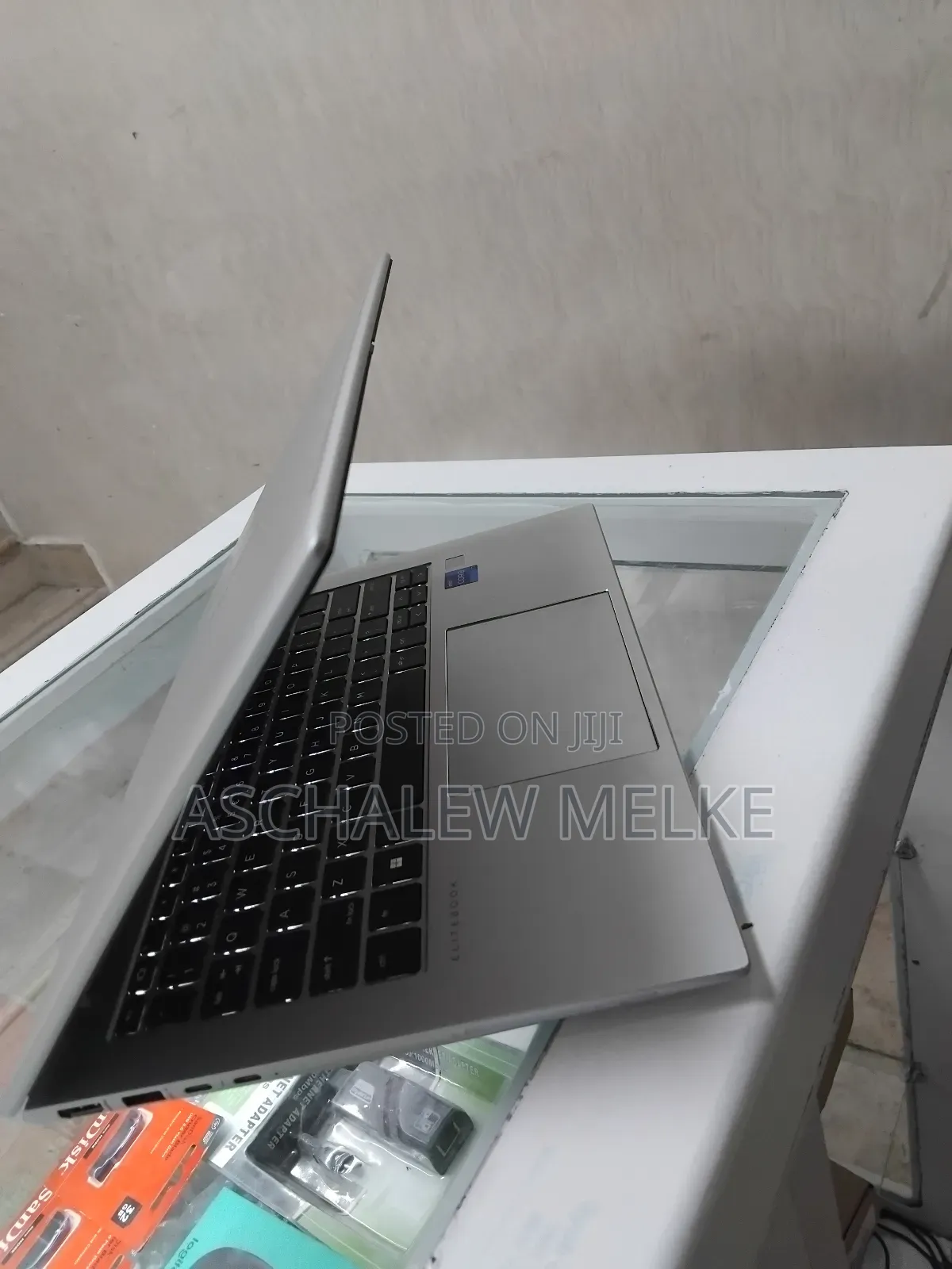 New Laptop HP EliteBook 840 G9 16GB Intel Core I7 SSD 1T