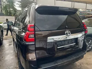 New Toyota Land Cruiser 2023 Gold