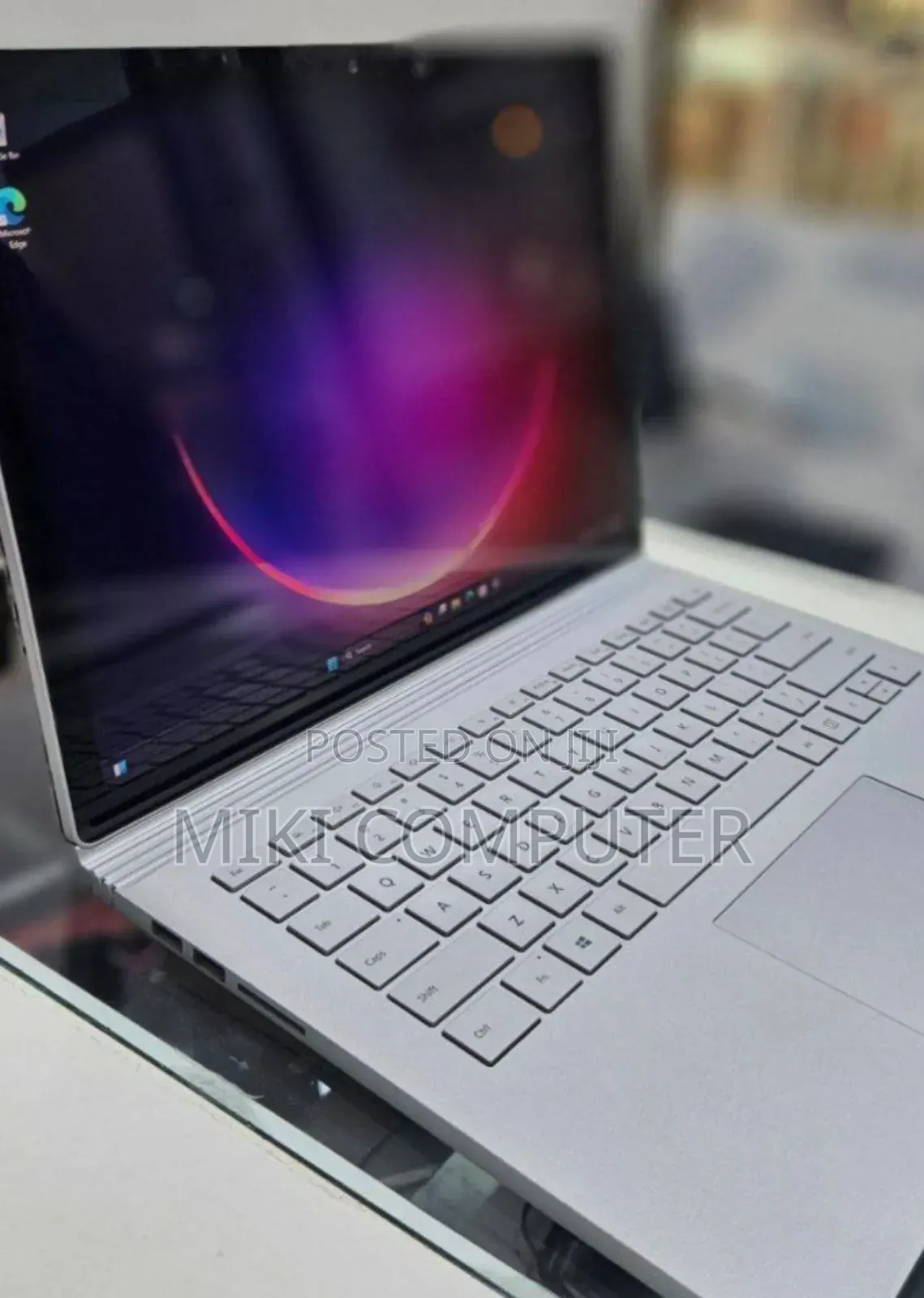 New Laptop Microsoft Surface 16GB Intel Core I7 SSD 256GB