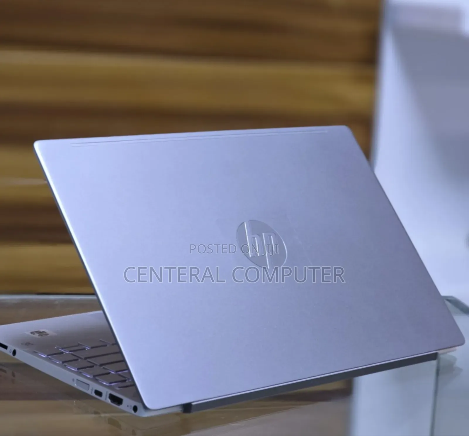 New Laptop HP Pavilion 10 16GB Intel Core I7 SSD 512GB