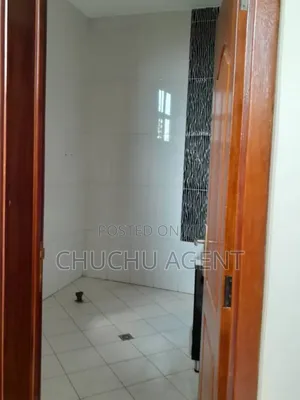 7bdrm House in Yeka for sale