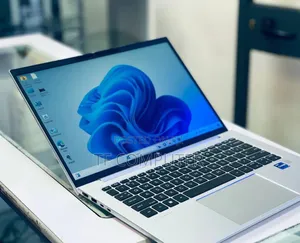 New Laptop HP EliteBook 840 10 16GB Intel Core I5 SSD 512GB