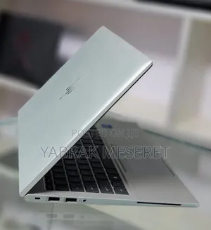 New Laptop HP EliteBook 840 G8 16GB Intel Core I7 SSD 512GB