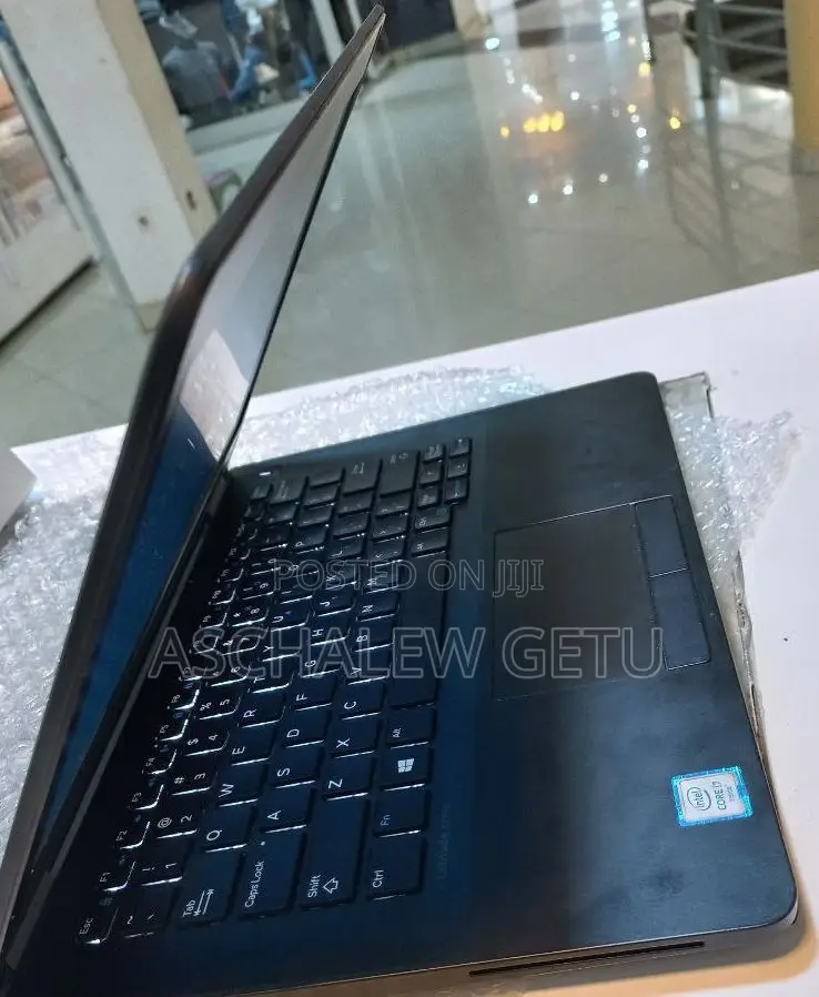 New Laptop Dell XPS 15 8GB Intel Core I7 SSD 256GB