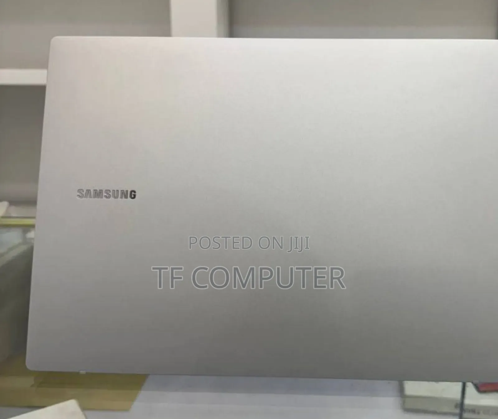 New Laptop Samsung 4GB Qualcomm Snapdragon X Plus SSD 128GB