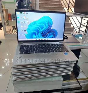 New Laptop HP EliteBook 830 G8 8GB Intel Core I5 SSD 1T