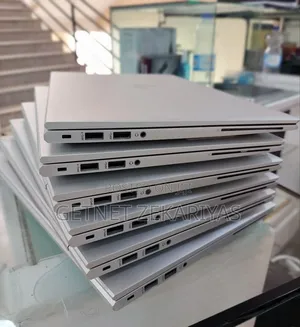 New Laptop HP EliteBook 830 G8 8GB Intel Core I5 SSD 1T