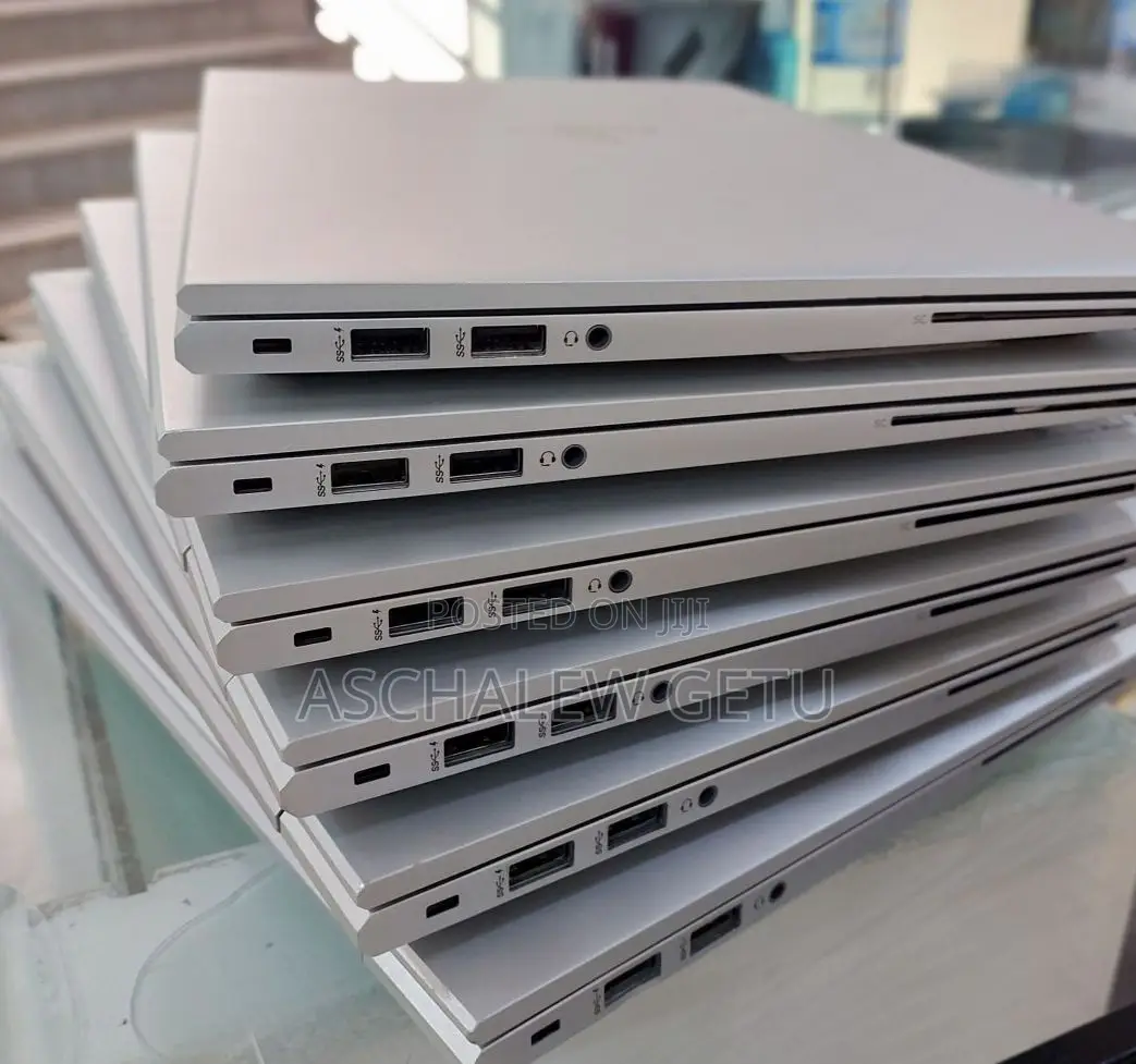 New Laptop HP EliteBook 830 8GB Intel Core I5 SSD 1T