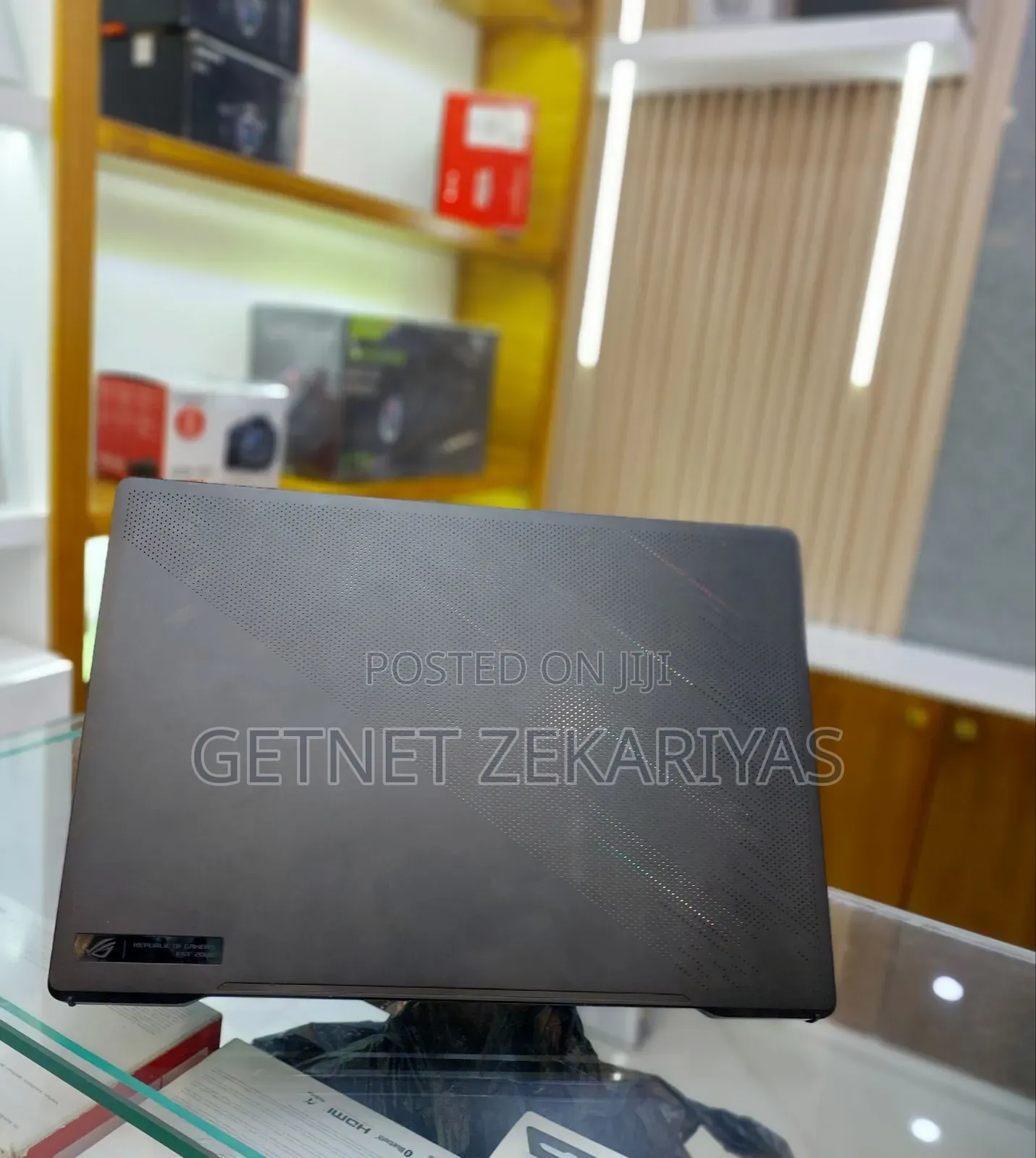 New Laptop Asus ROG Zephyrus G15 16GB AMD Ryzen 9 SSD 1T