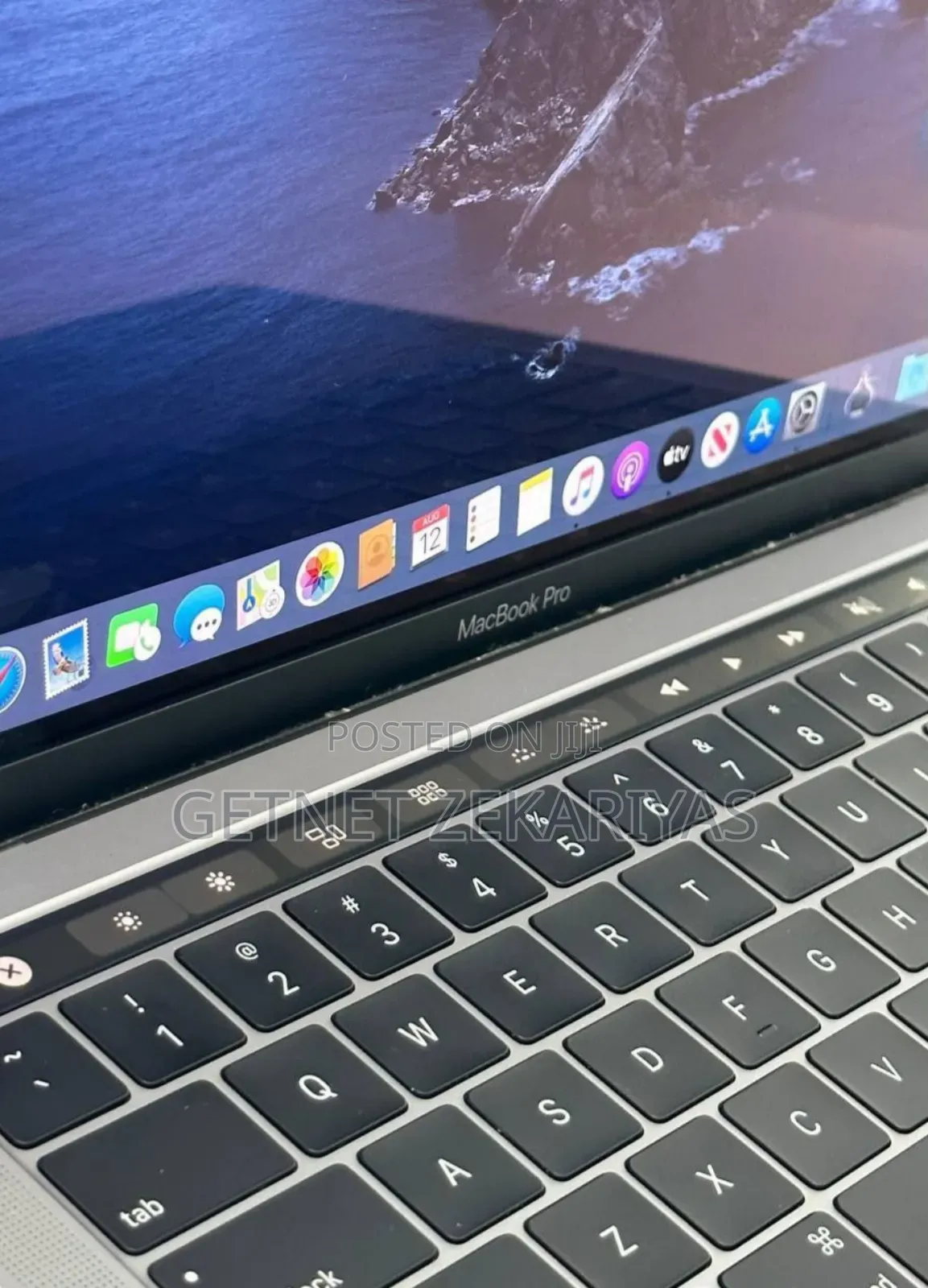 New Laptop Apple MacBook Pro 2019 8GB Intel Core I5 SSD 128GB