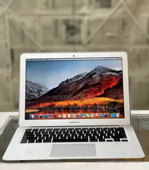 New Laptop Apple MacBook Air 2017 8GB Intel Core I7 SSD 512GB