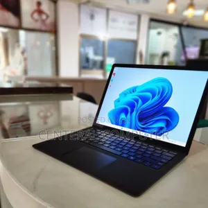 Photo - New Laptop Microsoft Surface 18GB Intel Core I7 SSD 512GB