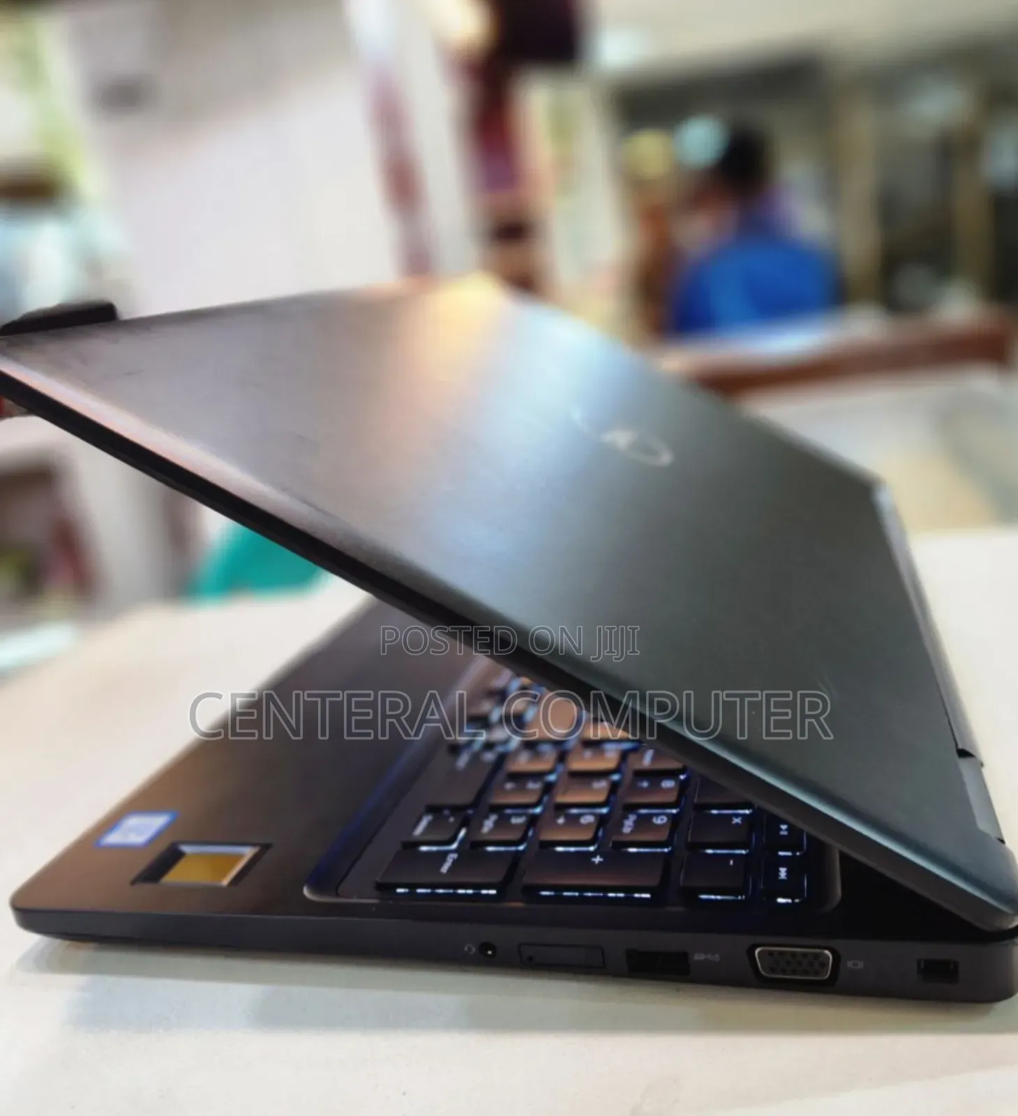 New Laptop Dell Latitude 11 3180 8GB Intel Core I5 SSD 256GB