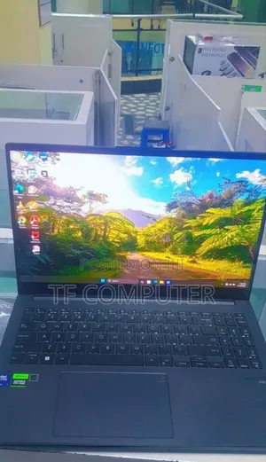 New Laptop Asus VivoBook 15 X505BA 16GB Intel Core Ultra 7 SSD 1T