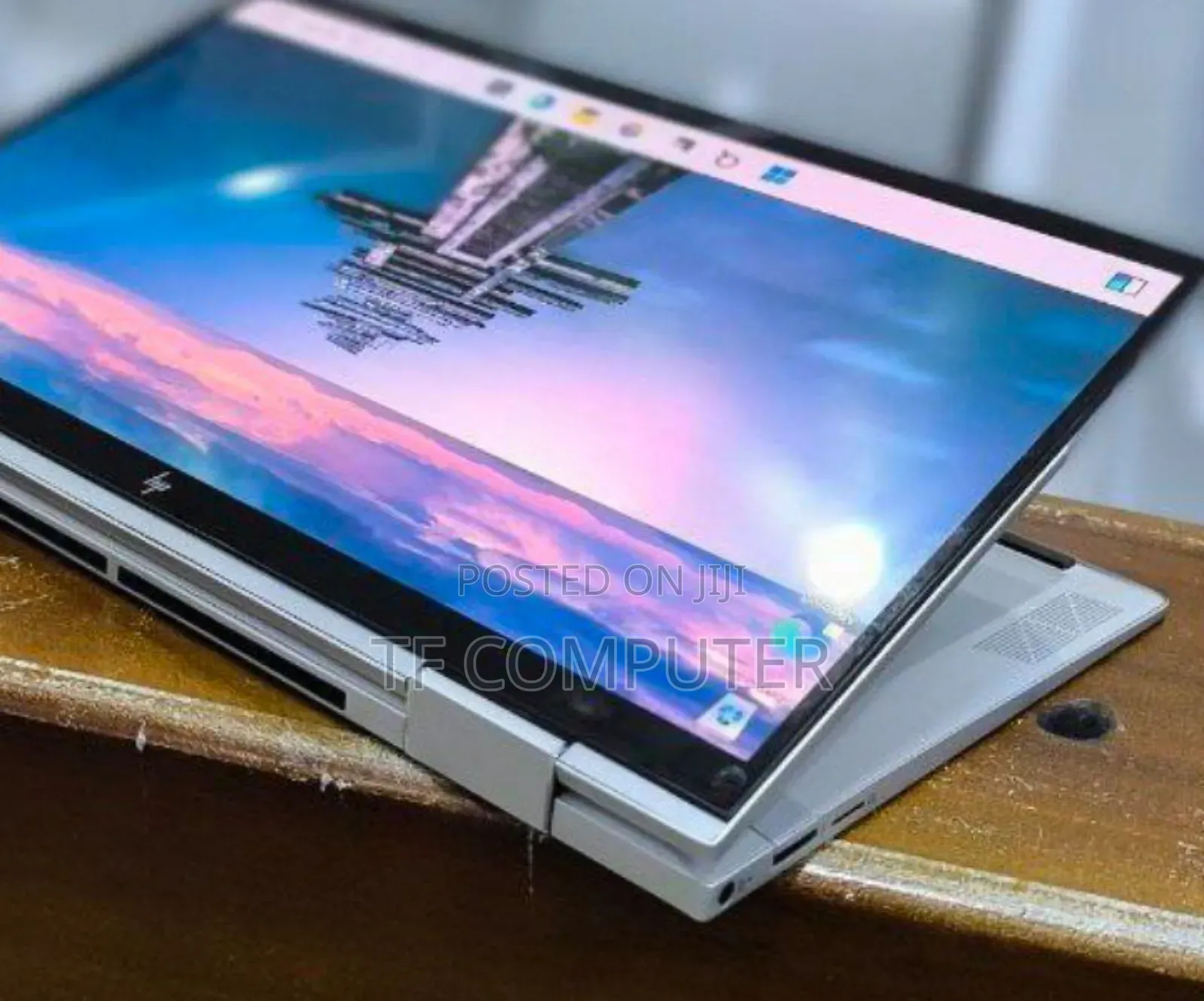 New Laptop HP Envy X360 8GB Intel Core I7 SSD 512GB