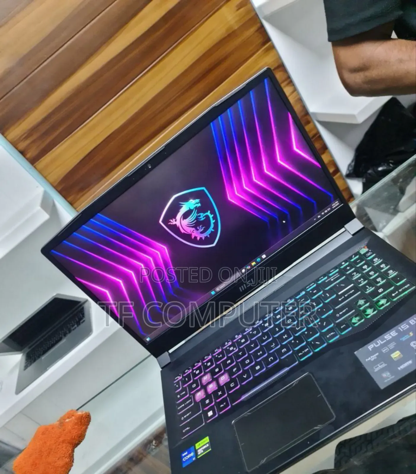 New Laptop MSI Pulse GL66 16GB Intel Core I7 SSD 512GB