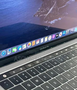 Photo - New Laptop Apple MacBook Pro 2019 8GB Intel Core I5 SSD 128GB