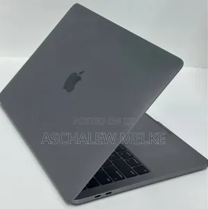 New Laptop Apple MacBook Pro 2019 8GB Intel Core I5 SSD 128GB