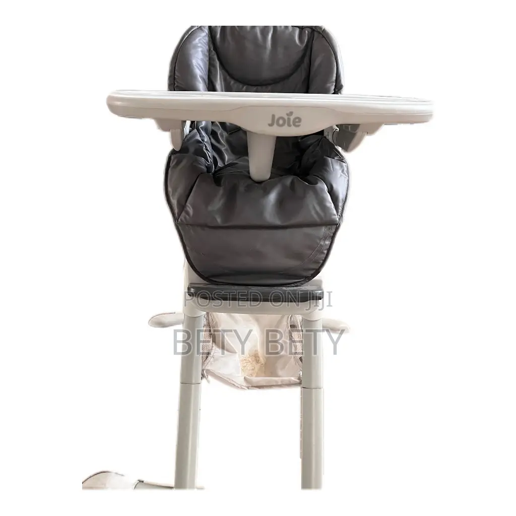 ሰከንድሀንድ የህፃናት መመገቢያ ወንበር