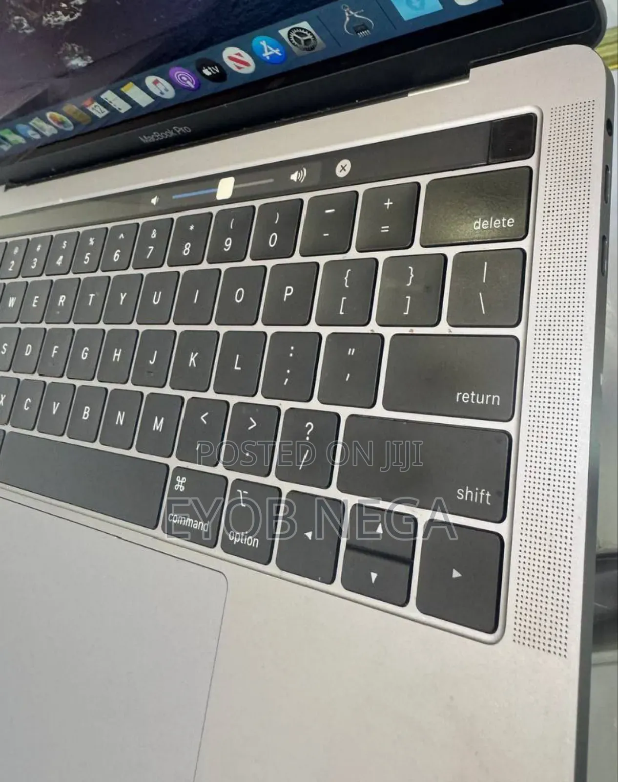 New Laptop Apple MacBook Pro 2019 16GB Intel Core I5 SSD 2T