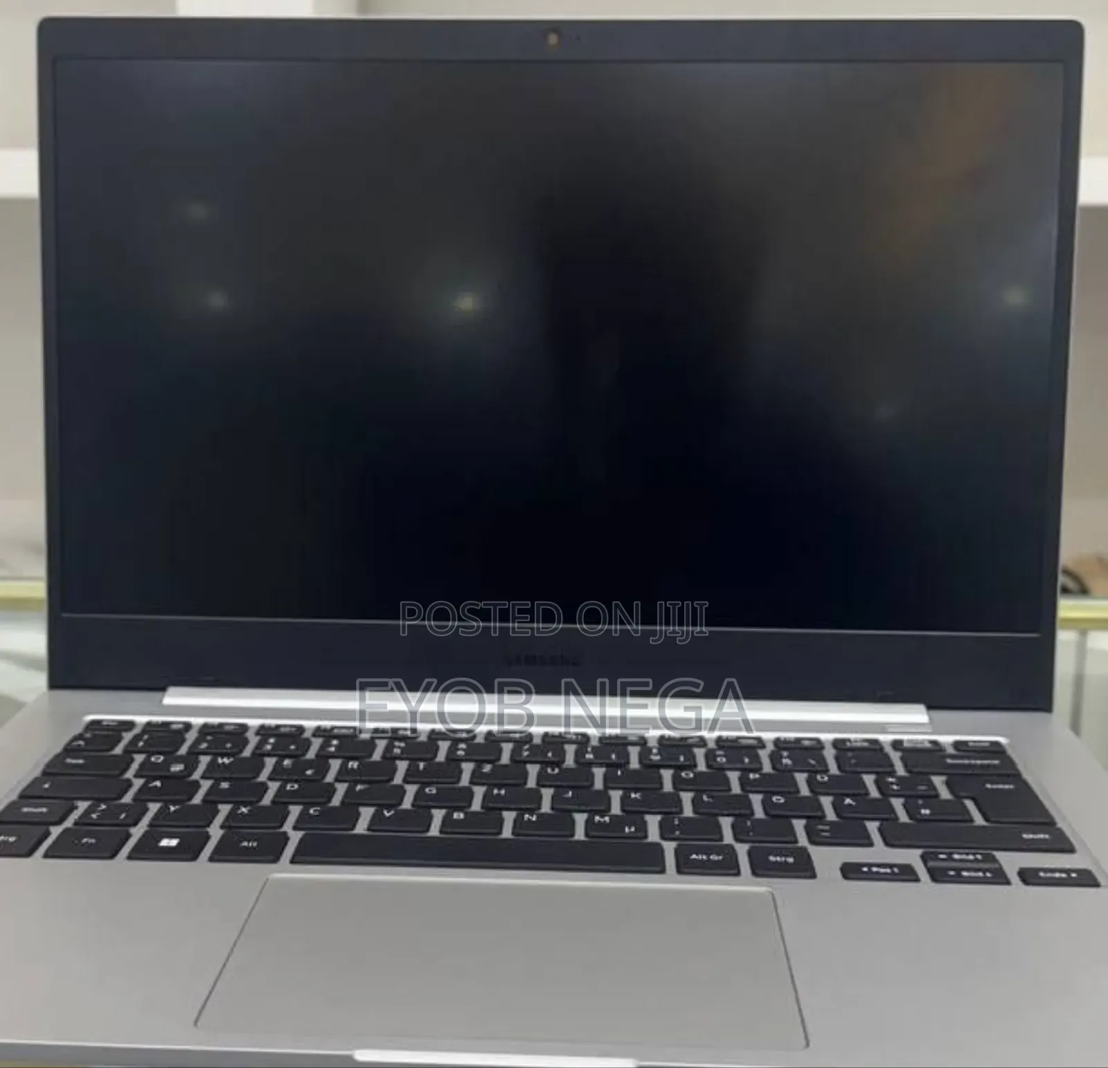 New Laptop Samsung 4GB Qualcomm Snapdragon X Plus SSD 128GB