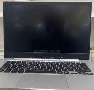 Photo - New Laptop Samsung 4GB Qualcomm Snapdragon X Plus SSD 128GB