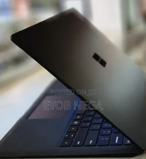 New Laptop Microsoft Surface 16GB Intel Core I7 SSD 512GB