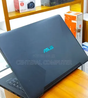 New Laptop Asus VivoBook E12 E203NAH 16GB Intel Core I7 SSD 512GB