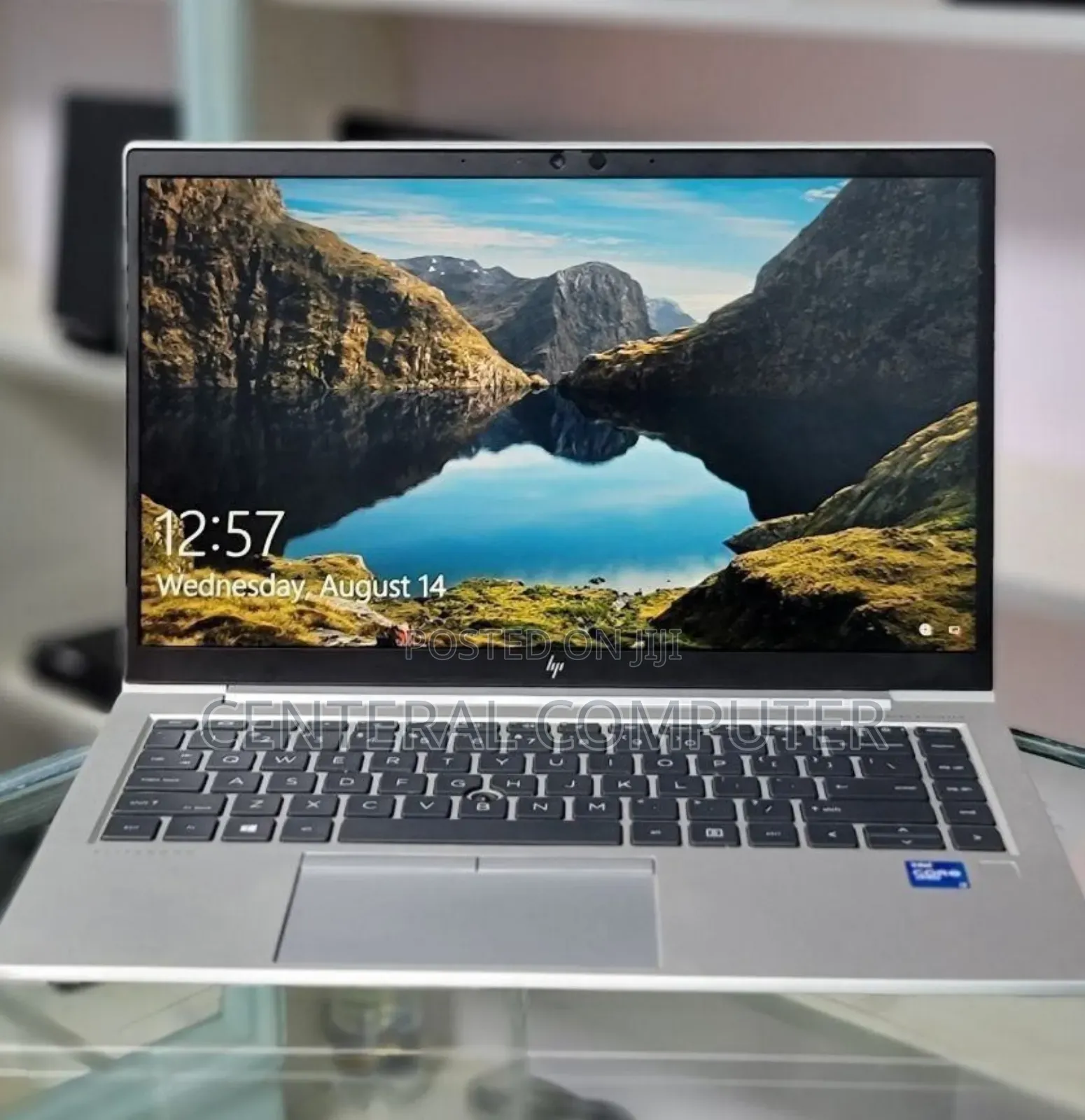 New Laptop HP EliteBook 830 G8 16GB Intel Core I7 SSD 512GB