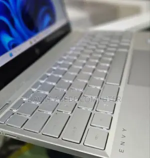 New Laptop HP Envy X360 8GB Intel Core I5 SSD 512GB