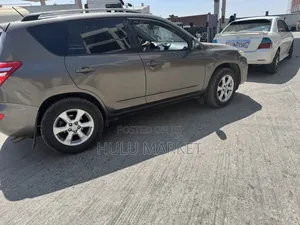 Toyota RAV4 2010 Gray