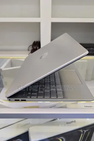 New Laptop HP Stream Notebook 8GB AMD Ryzen 5 SSD 512GB