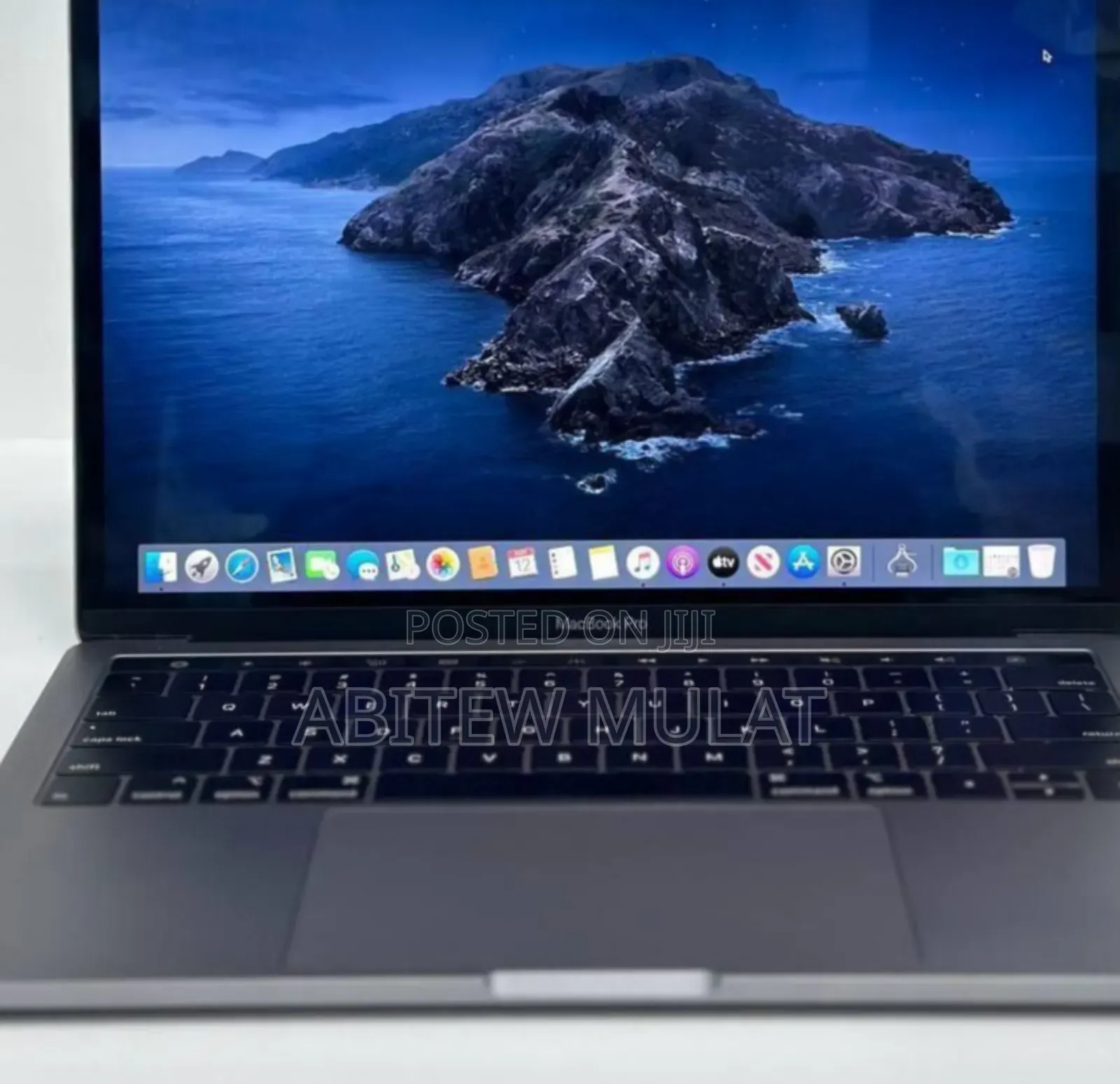 New Laptop Apple MacBook Pro 2019 8GB Intel Core I5 SSD 128GB