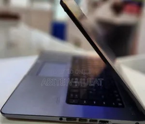 Photo - New Laptop HP EliteBook 840 G2 8GB Intel Core I5 HDD 1T